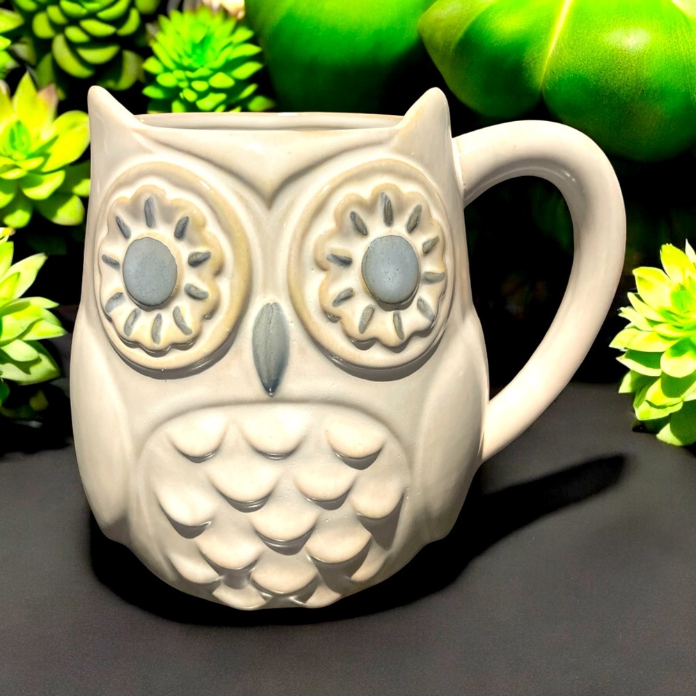 White Ceramic Owl Coffee/Tea Mug!